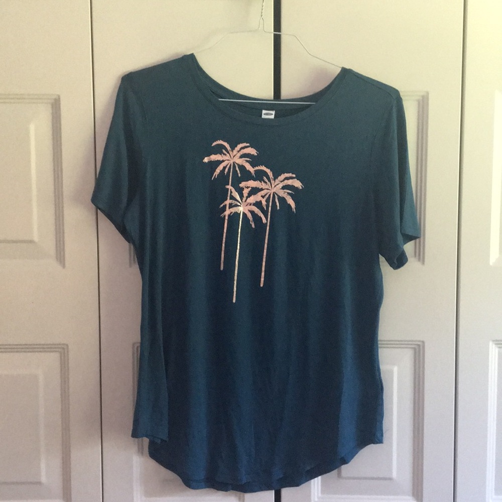 Large Old Navy Luxe Tee